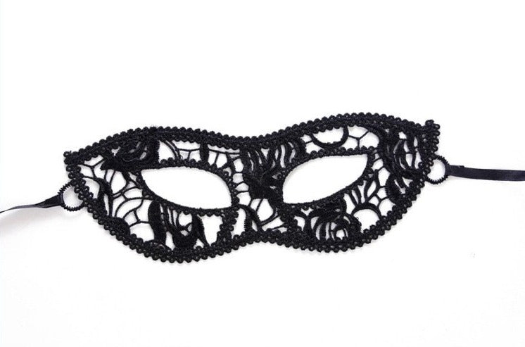 Masque en dentelle