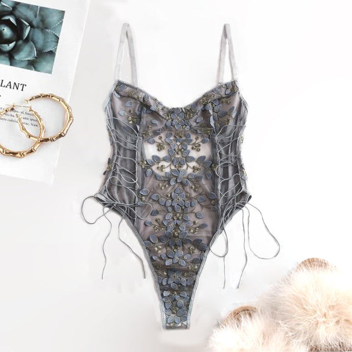 Body brodé à laçage