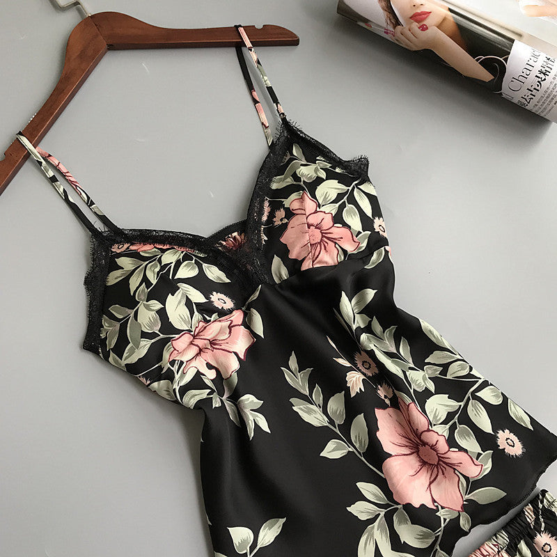 Lingerie de nuit à fleurs