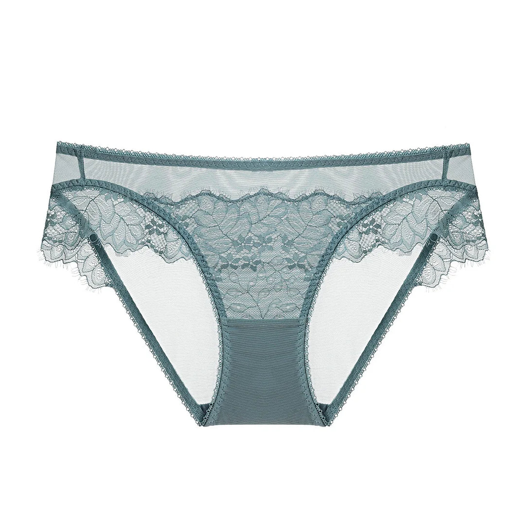 Culottes en dentelle à volant