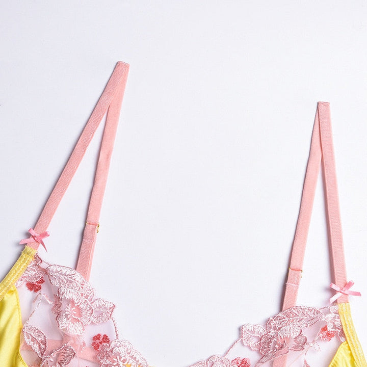 Ensemble de lingerie en satin