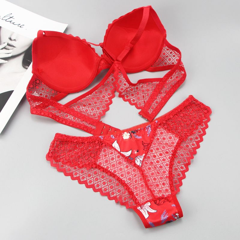 Ensemble de lingerie à motif floral