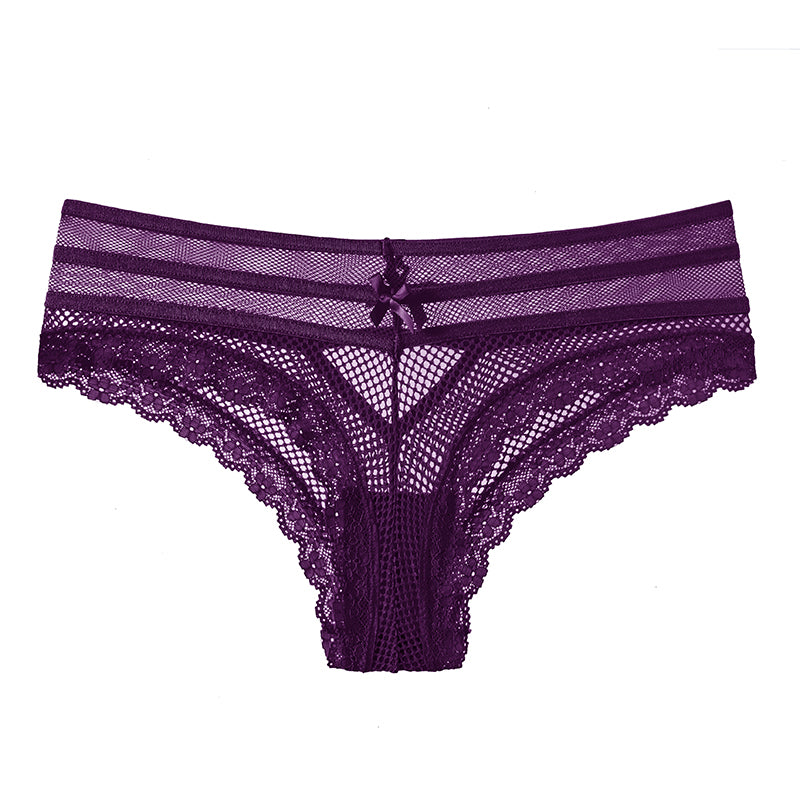 Culottes en dentelle à découpe