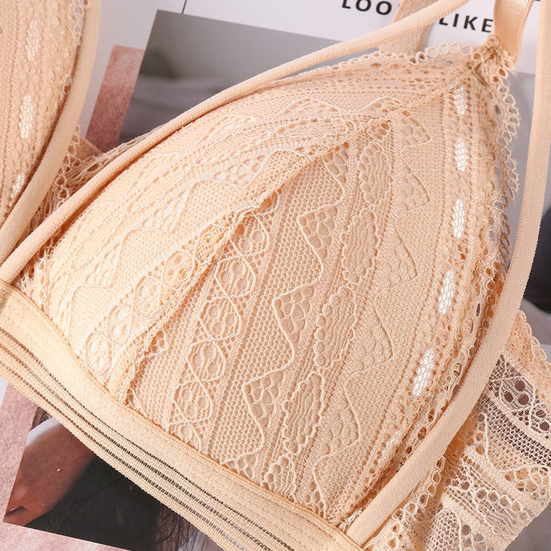 Soutien-gorge à brides décoratives