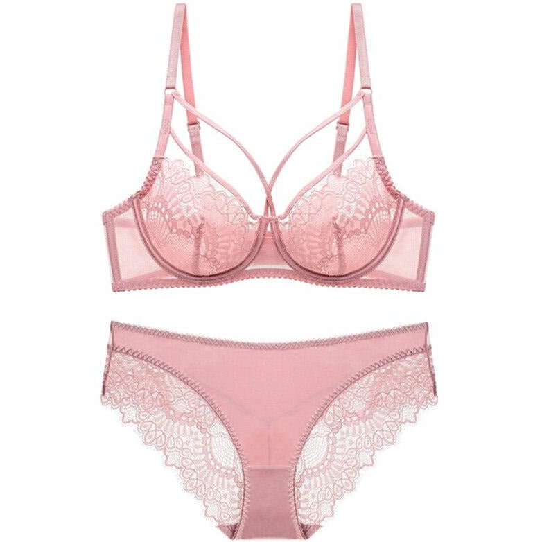 Ensemble de lingerie en dentelle à brides
