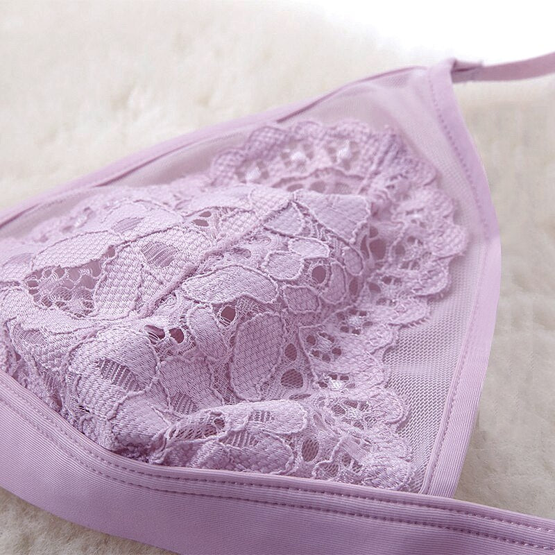 Soutien-gorge en dentelle à bonnets triangle