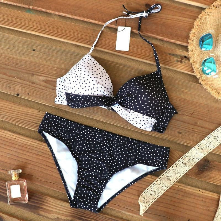 Maillot de bain 2 pièces noué au cou