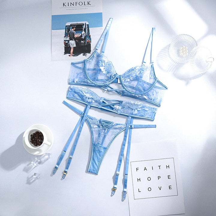 Lingerie de soirée avec porte-jarretelles