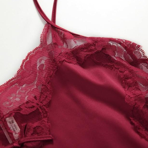 Chemise de nuit à laçage latéral