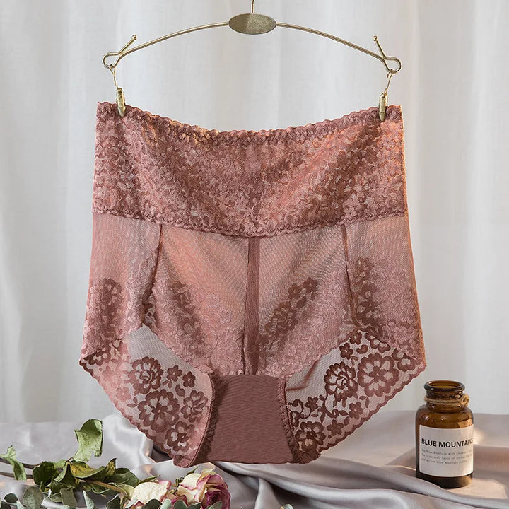 Culottes en dentelle taille haute