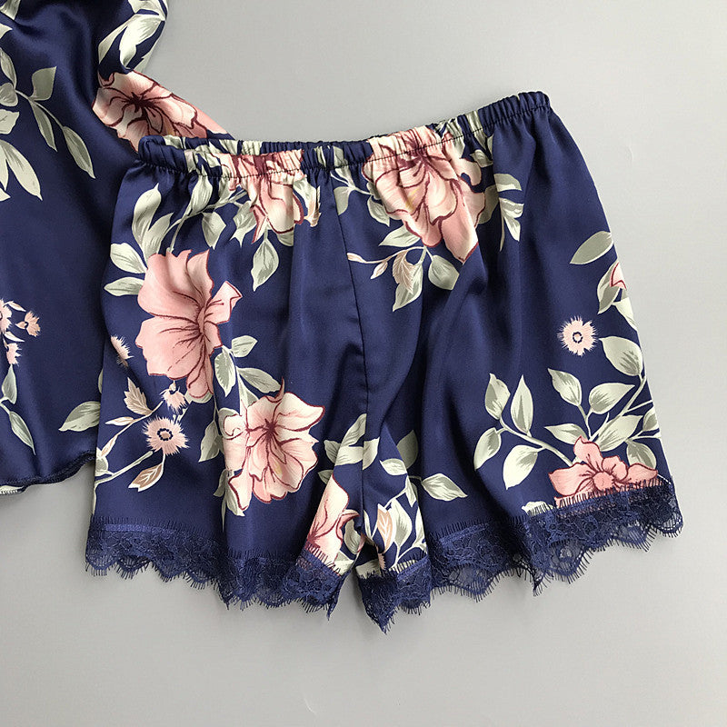 Lingerie de nuit à fleurs