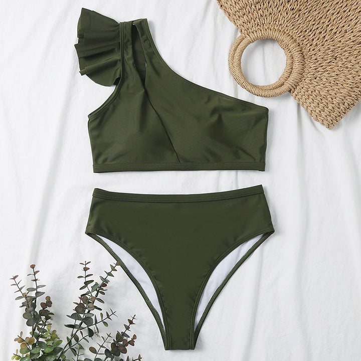 Maillot de bain 2 pièces sur une épaule à volant