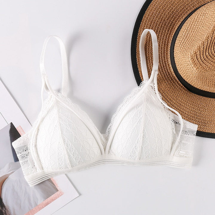 Soutien-gorge à brides décoratives