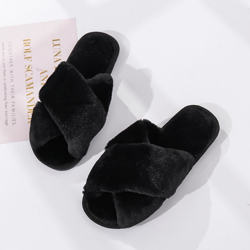 Chaussons en fausse fourrure