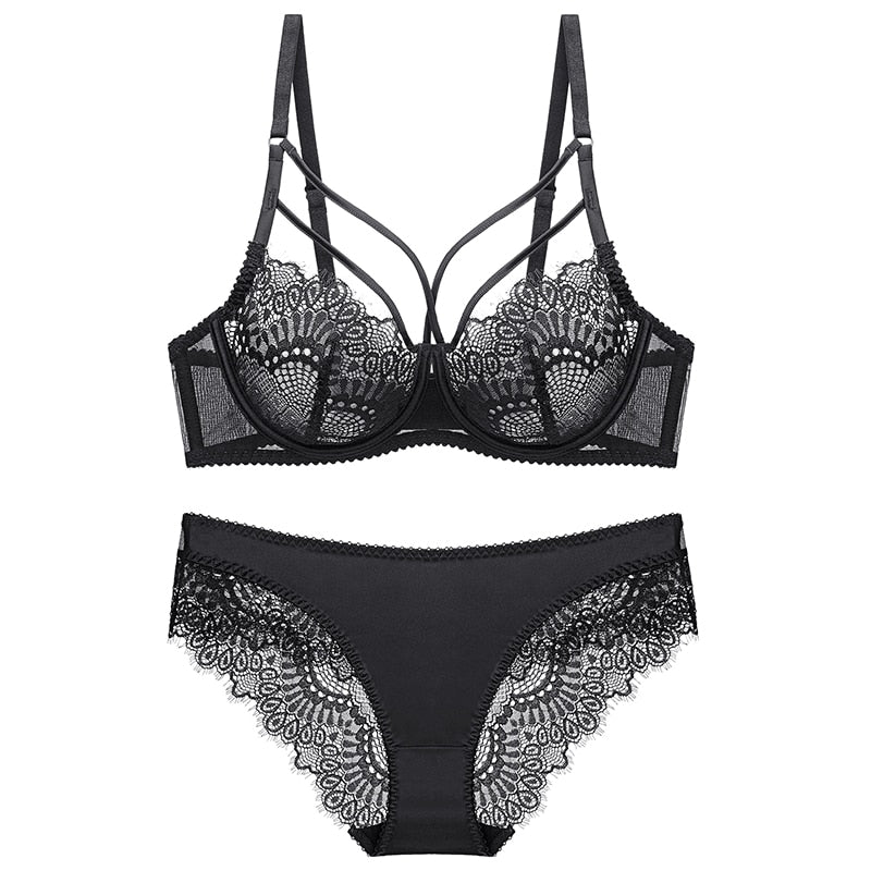 Ensemble de lingerie en dentelle à brides