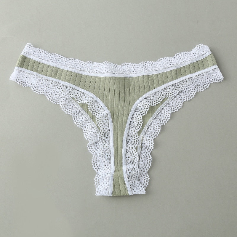 Strings en coton avec dentelle