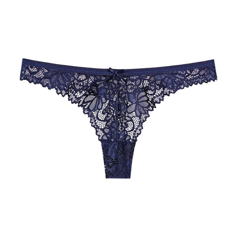 Strings en dentelle