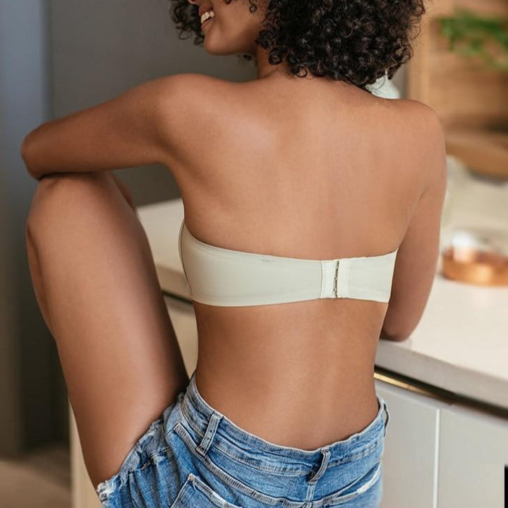 Soutien-gorge uni sans bretelles