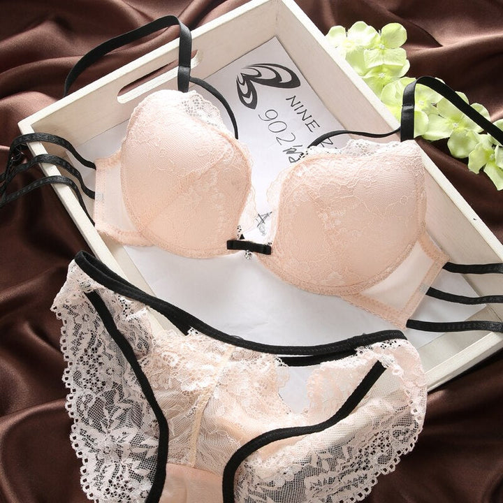 Ensemble en dentelle