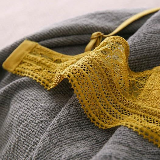 Ensemble de lingerie à broderie en dentelle
