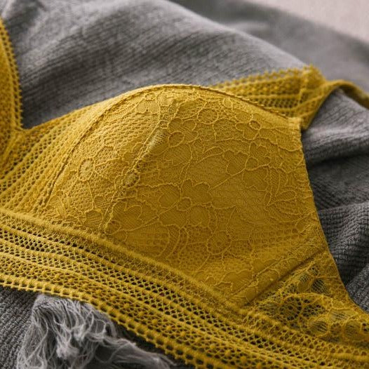 Ensemble de lingerie à broderie en dentelle