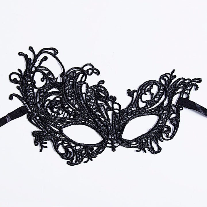 Masque en dentelle