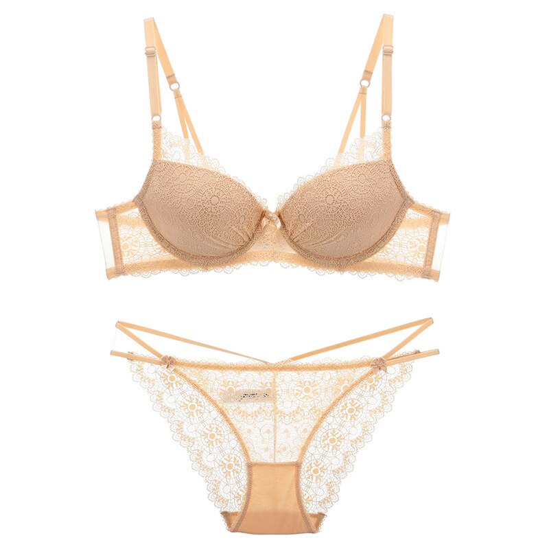 Ensemble de lingerie à finitions en dentelle