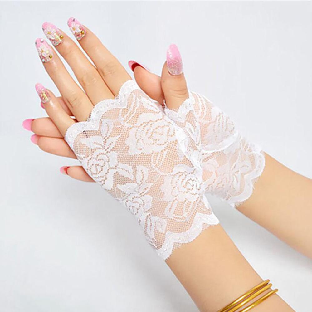 Gants en dentelle sans doigts