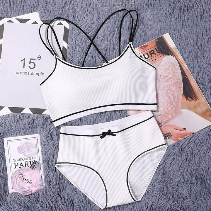 Ensemble de lingerie à bordure décorative