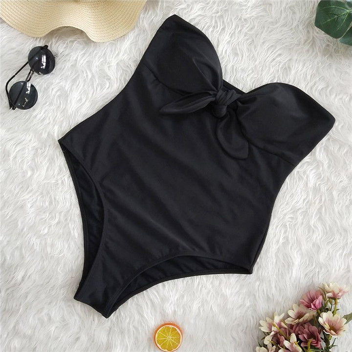 Maillot de bain une pièce à laçage décoratif