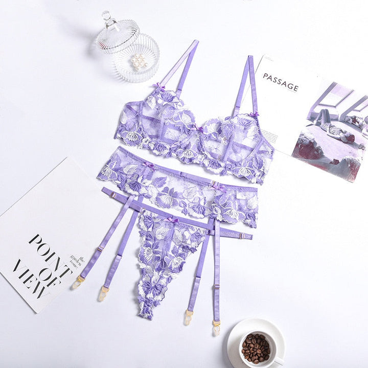 Ensemble de lingerie de soirée en dentelle