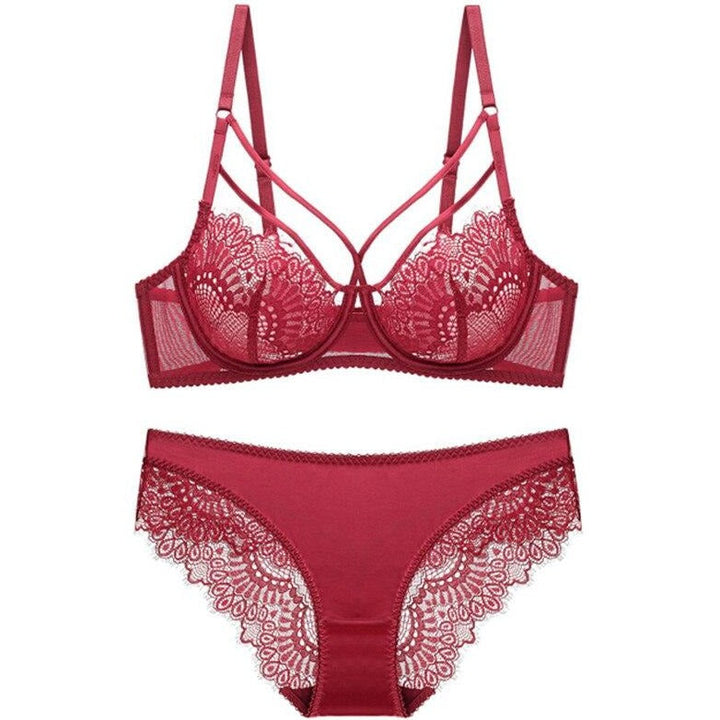 Ensemble de lingerie en dentelle à brides