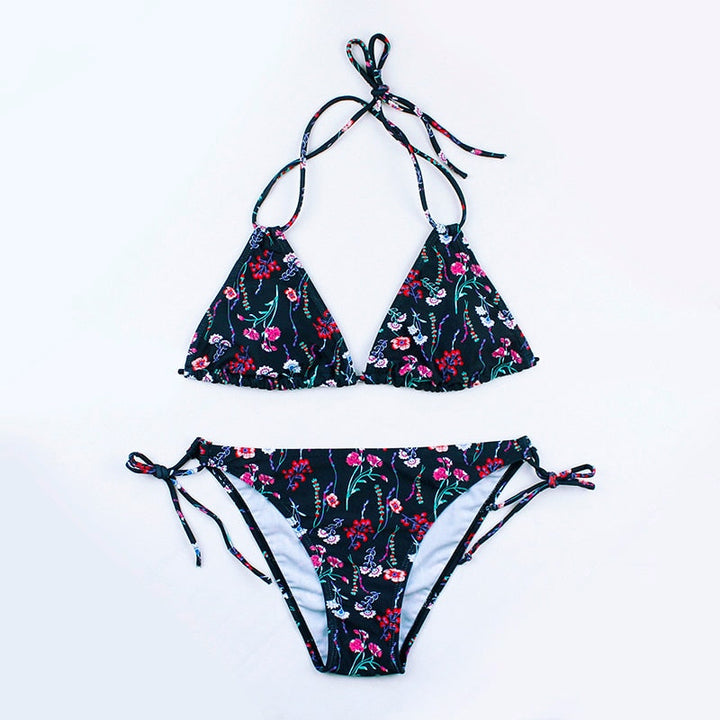 Maillot de bain 2 pièces noué au cou