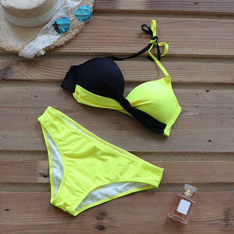 Maillot de bain 2 pièces noué au cou