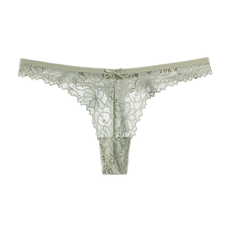Strings en dentelle