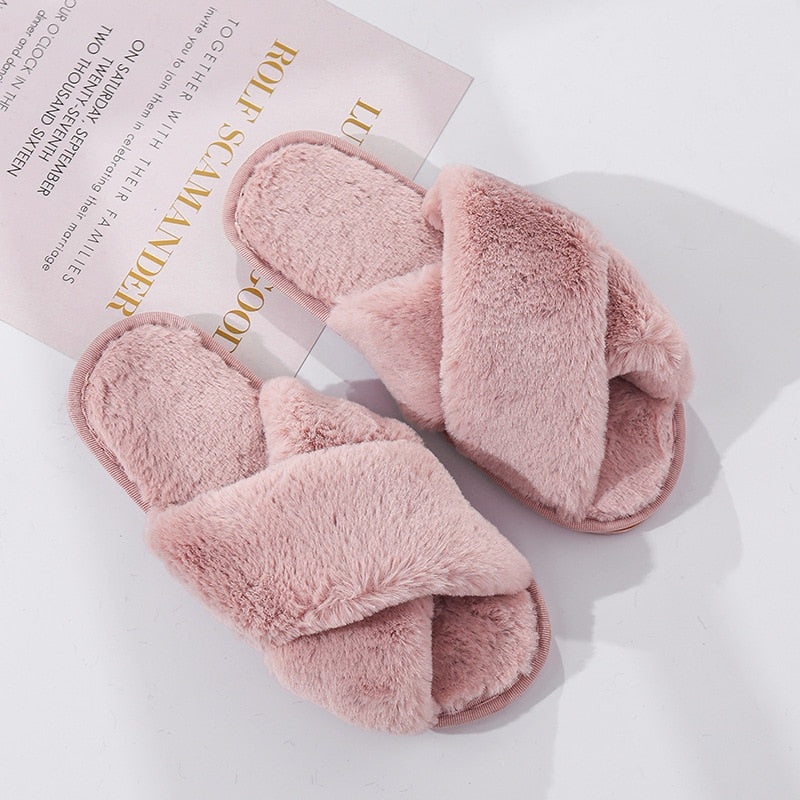 Chaussons en fausse fourrure