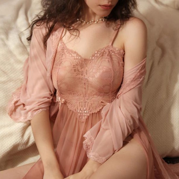 Chemise de nuit avec peignoir