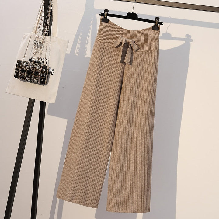 Pantalon ample en maille à rayures