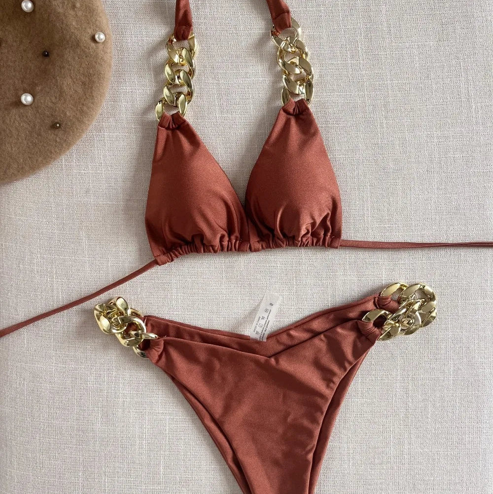Bikini à chaînes décoratives