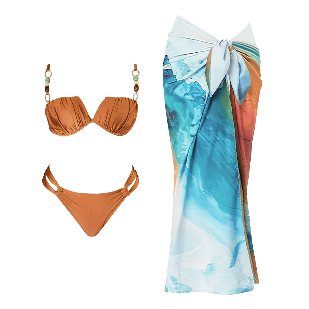 Ensemble de plage avec bikini
