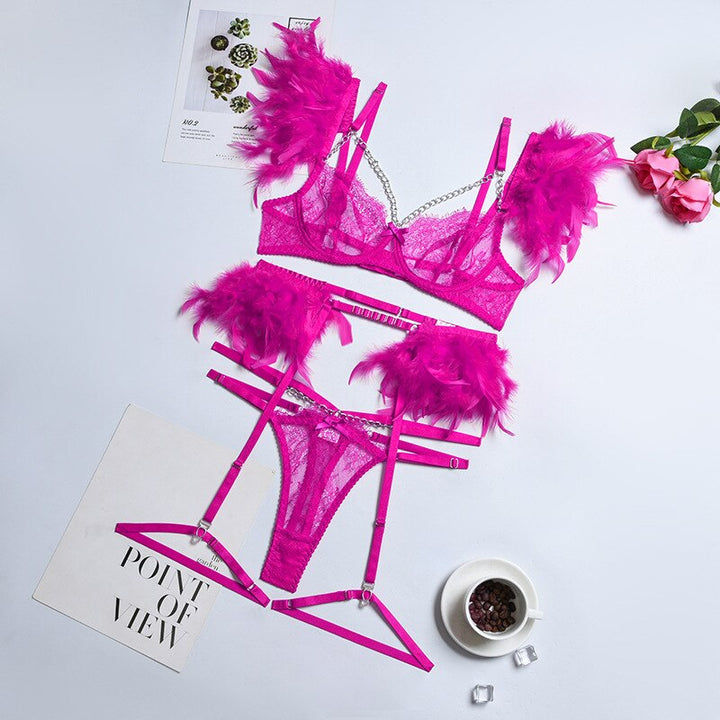 Ensemble de lingerie en dentelle sensuel 3 pièces à plumes décoratives