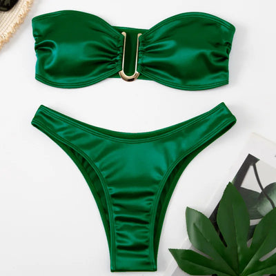 Bikini avec bas échancré