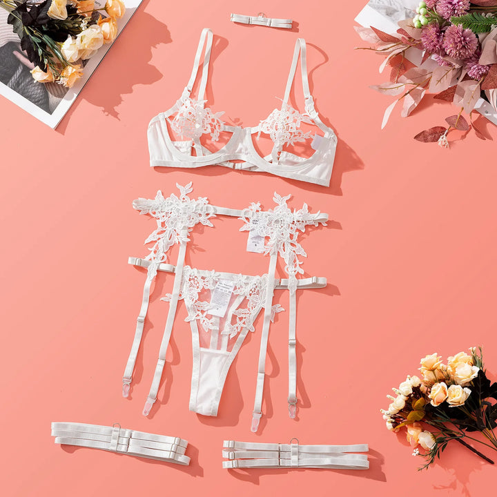 Lingerie sensuelle brodée