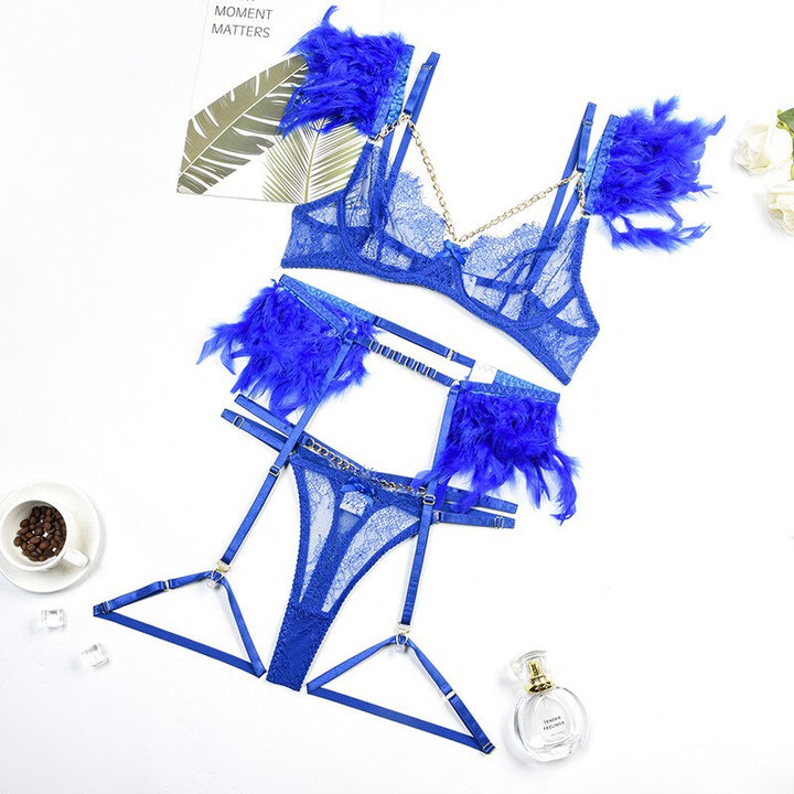 Ensemble de lingerie à plumes
