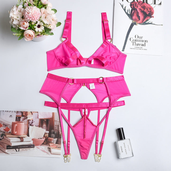 Ensemble de lingerie en résille avec ceinture