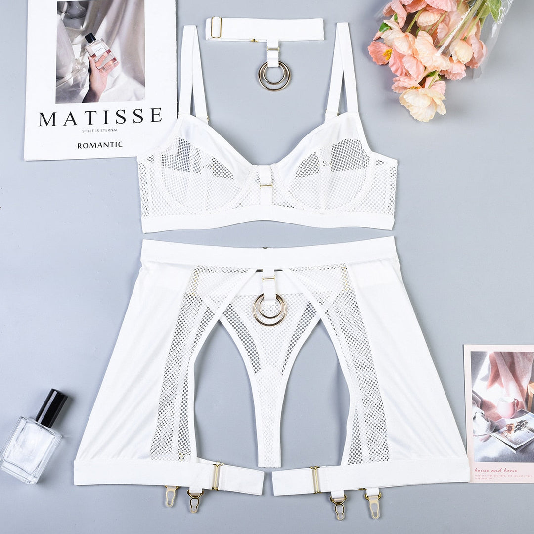 Ensemble de lingerie 3 pièces avec ras-de-cou, résille et anneaux métalliques