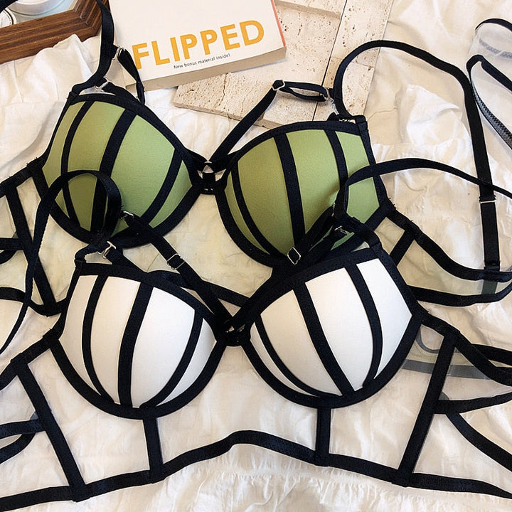 Ensemble de lingerie à demi-corset