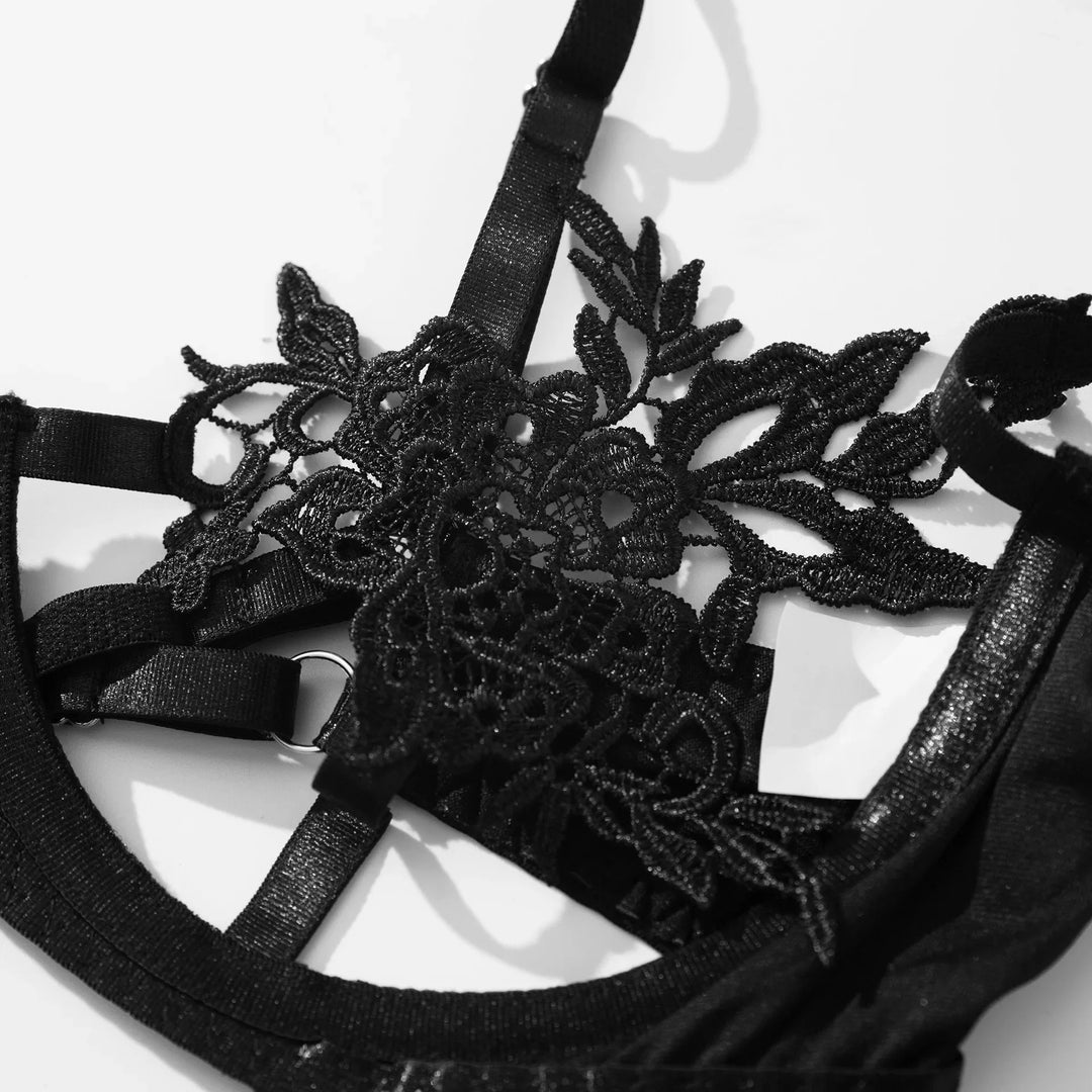 Lingerie sensuelle brodée