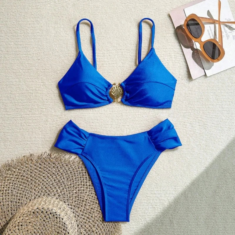 Bikini taille haute avec coquillage métallique