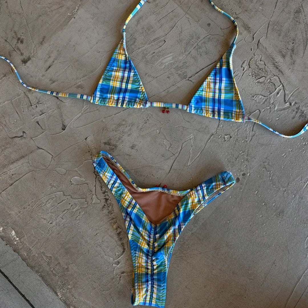 Bikini brésilien à carreaux